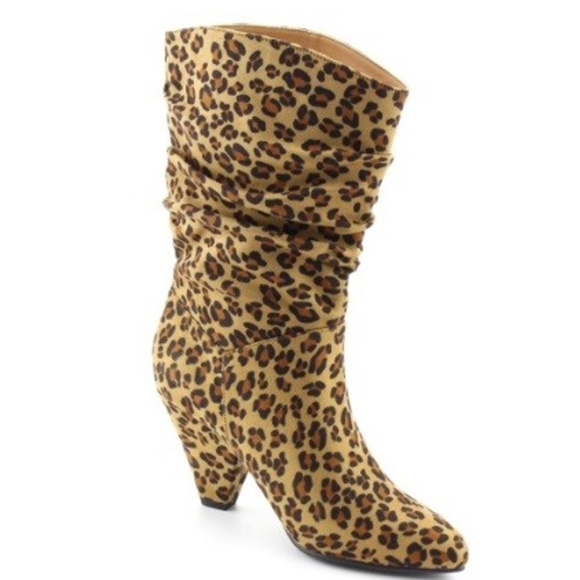 New! Size 8.5 Mustard Slouch Cuban Heel Boots - Picture 5 of 7